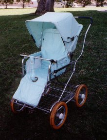Photo of Emmaljunga stroller.